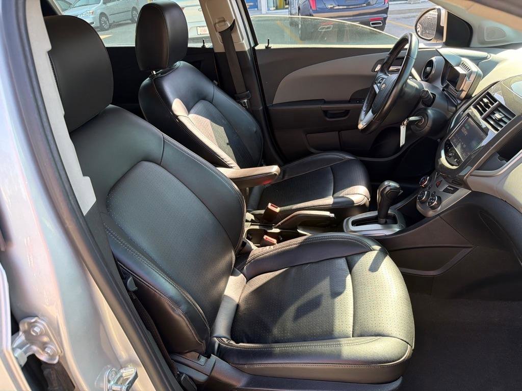 Used 2015 Chevrolet Sonic LTZ FWD image 12