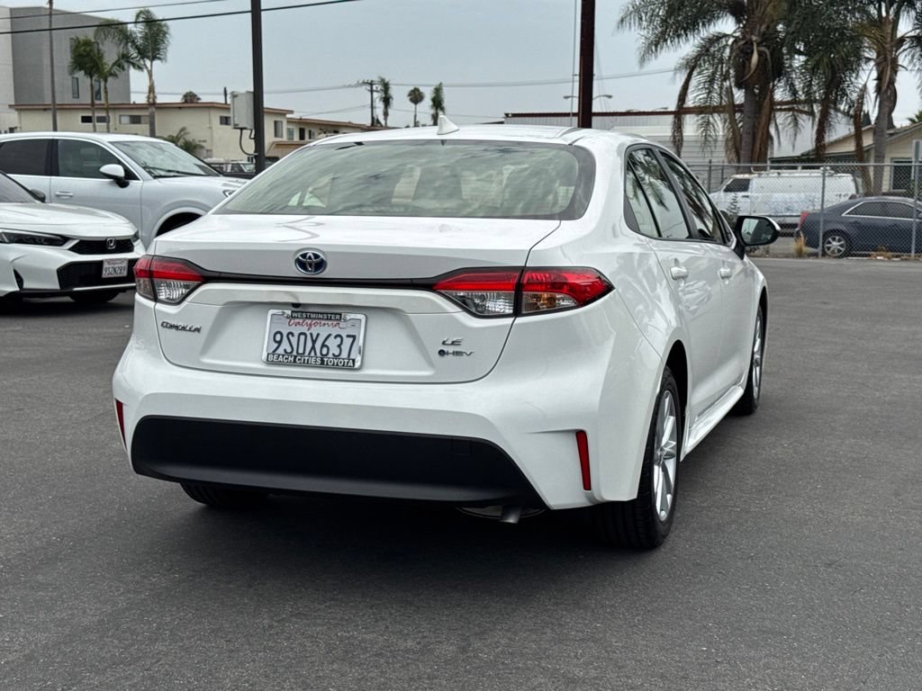Certified 2025 Toyota Corolla LE w/ LE Premium Package FWD image 11