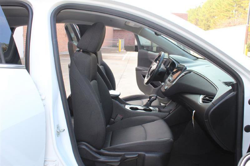 Used 2021 Chevrolet Malibu RS image 7