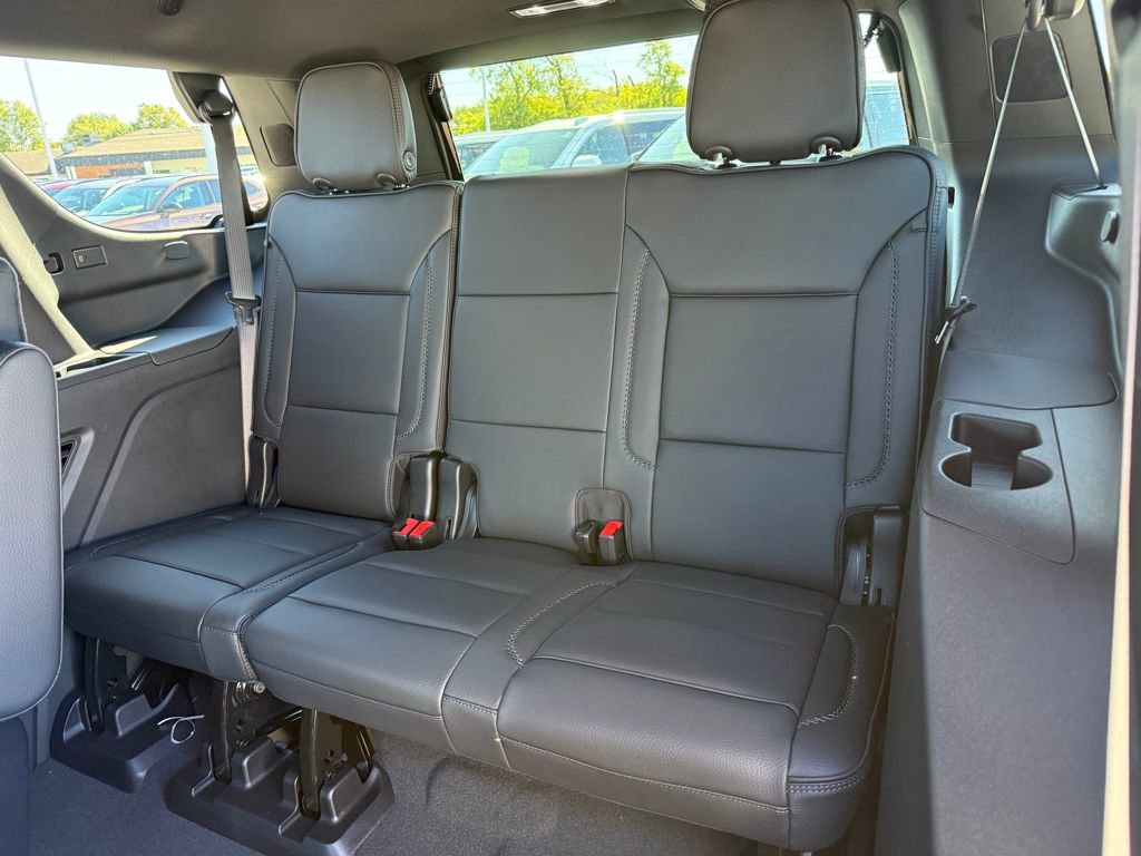 New 2026 GMC Yukon Denali w/ Sun & Power Step Package image 15