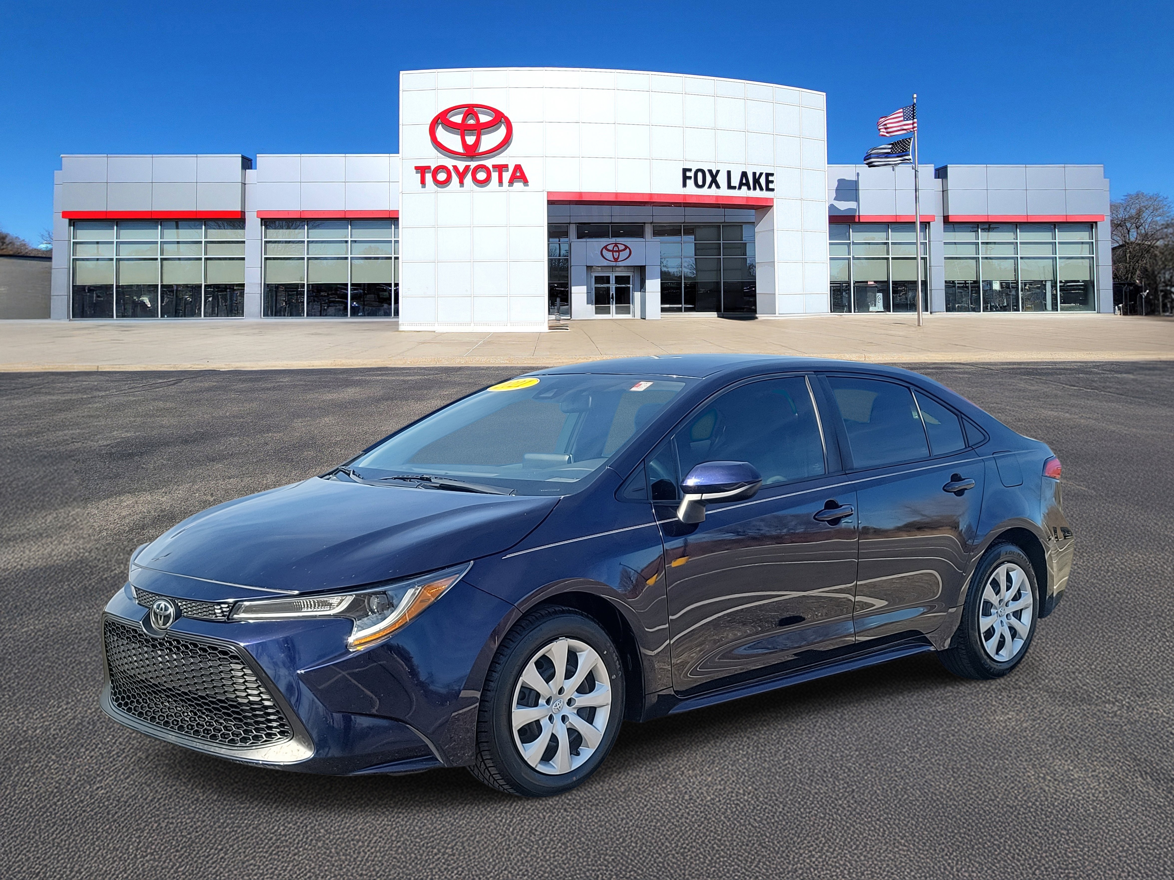 Used 2021 Toyota Corolla LE image 2