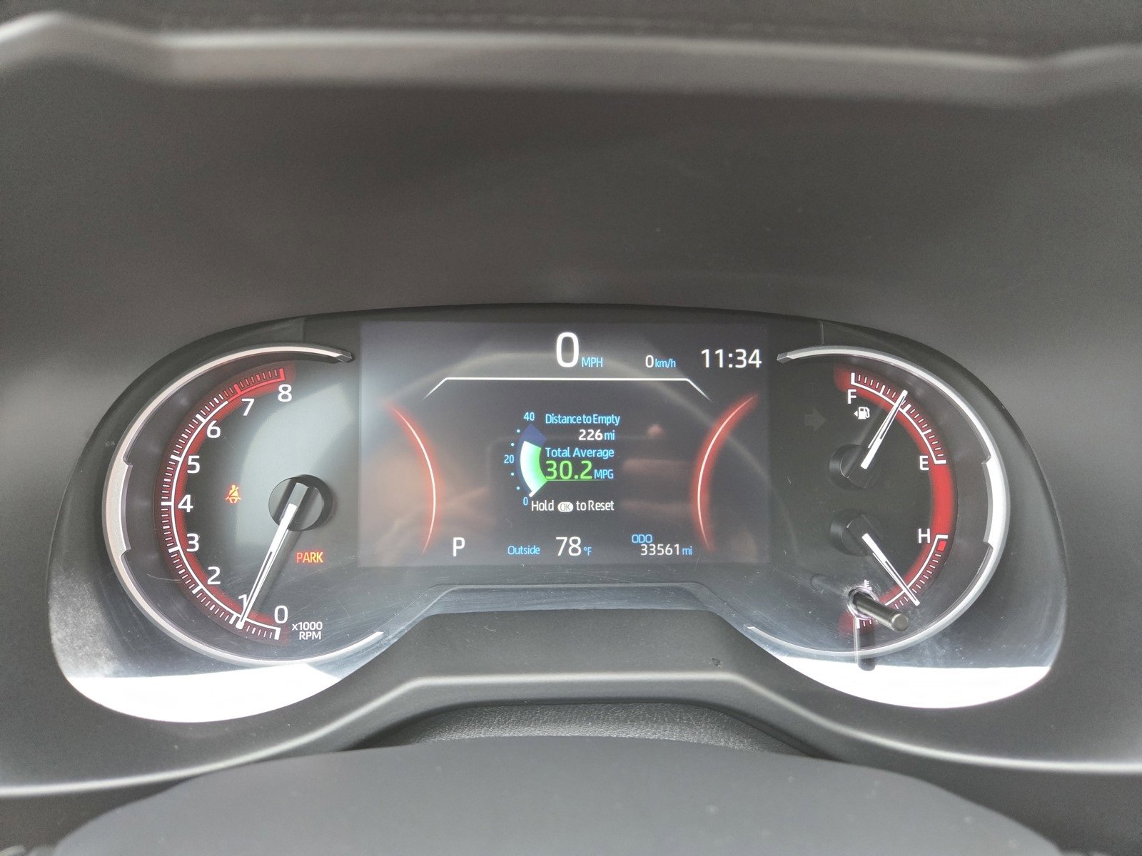 Used 2024 Toyota RAV4 LE image 28