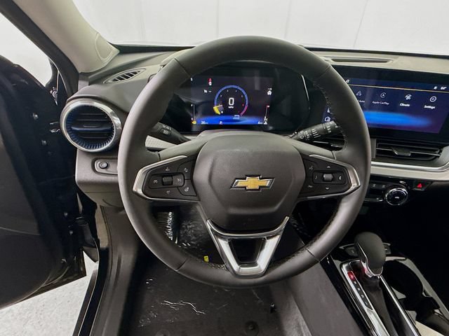 New 2026 Chevrolet Trax LT w/ LT Convenience Package FWD image 13