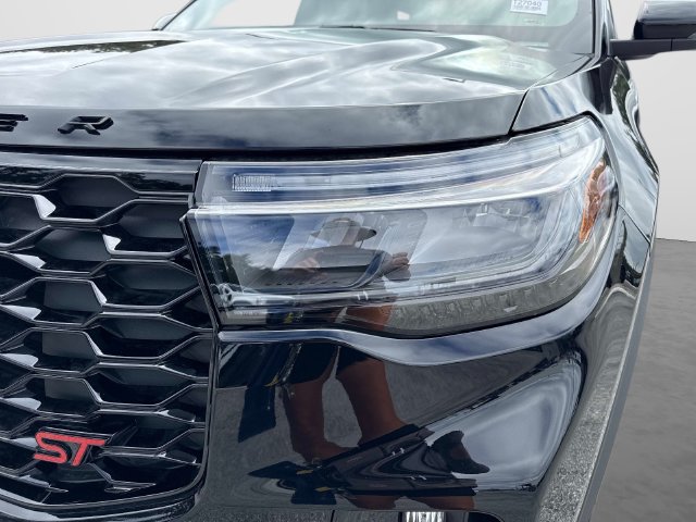 New 2027 Ford Explorer ST w/ Sun And Sound Package AWD/4WD image 10