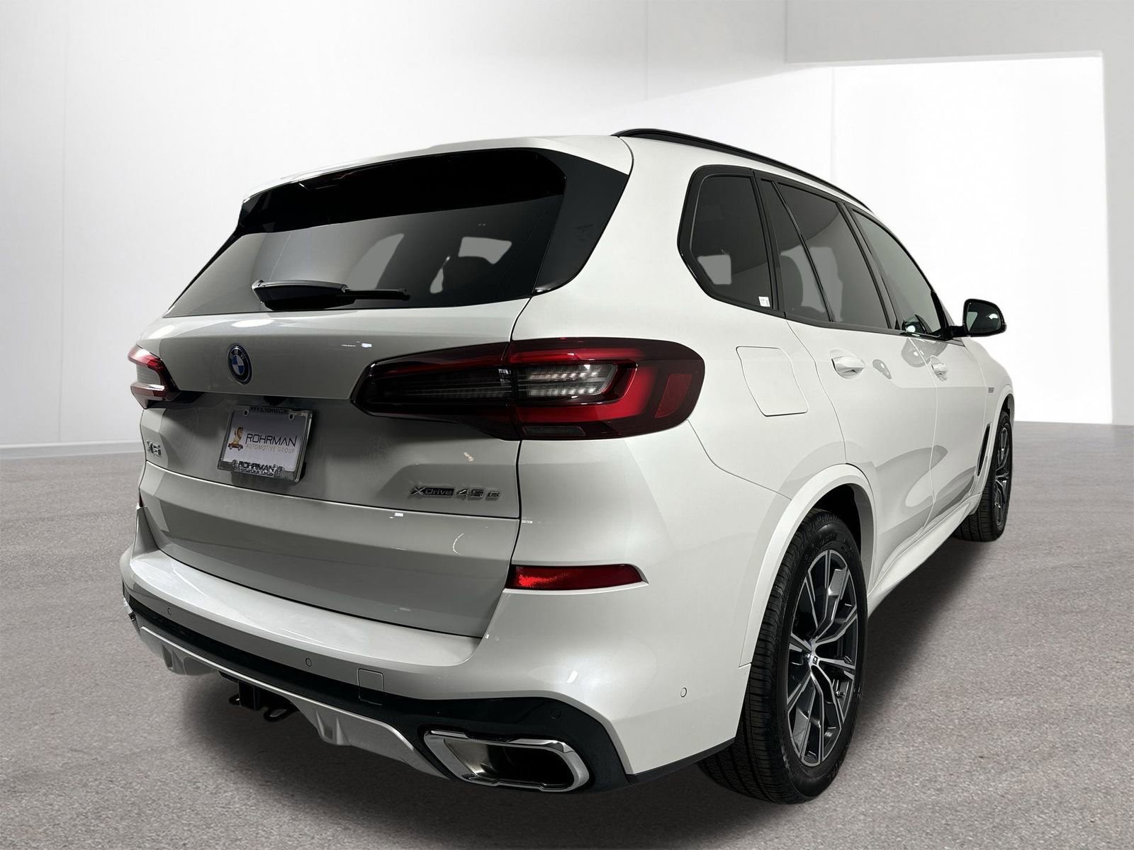 Used 2023 BMW X5 xDrive45e w/ M Sport Package image 36