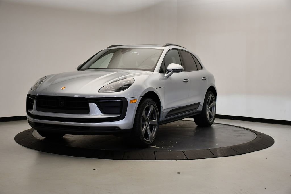 Certified 2026 Porsche Macan image 1