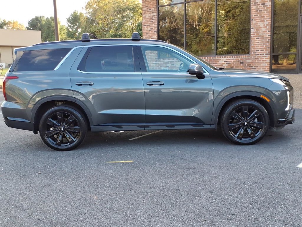 Used 2023 Hyundai Palisade XRT FWD image 3
