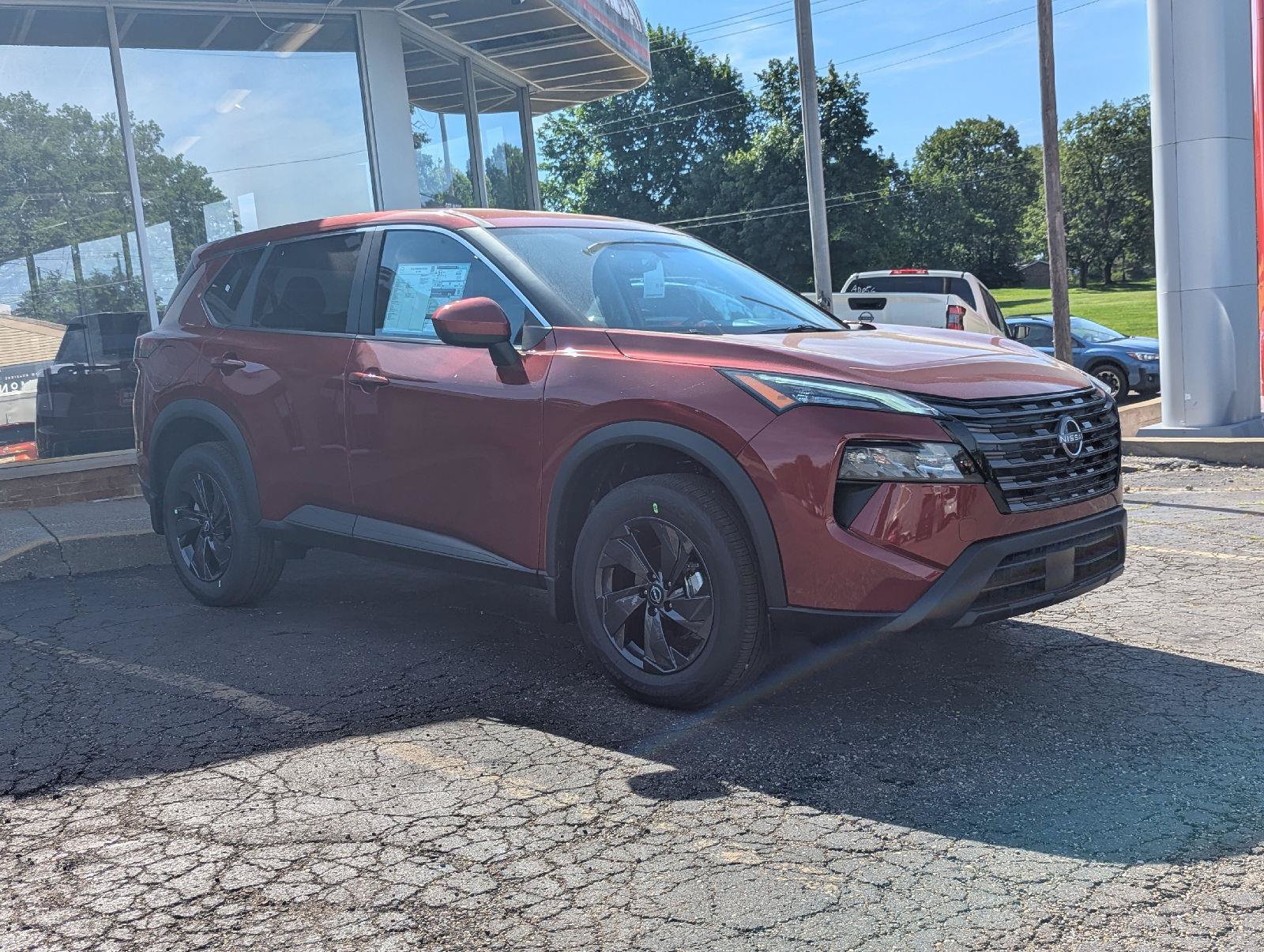 New 2026 Nissan Rogue SV AWD/4WD image 10