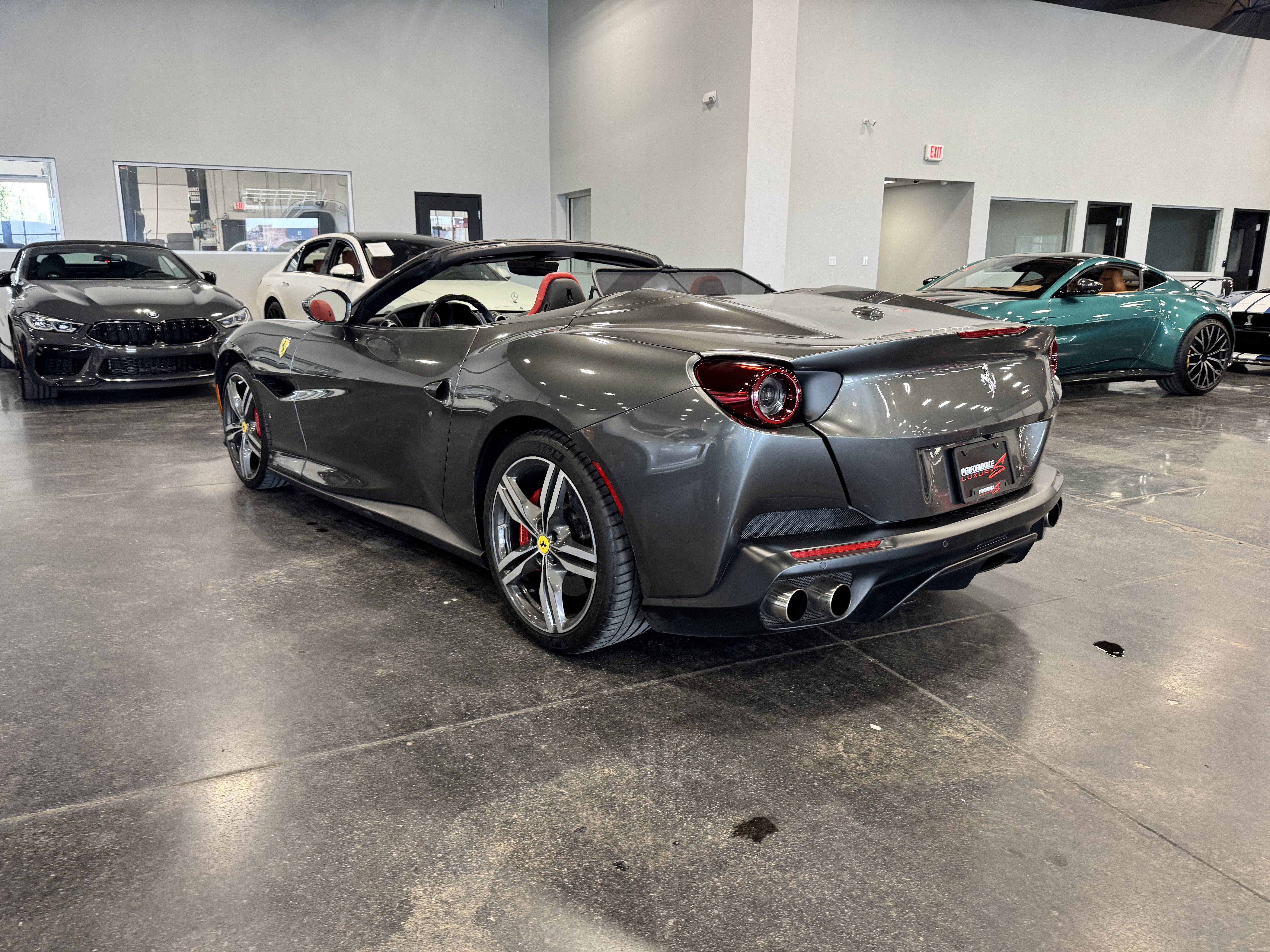 Used 2020 Ferrari Portofino image 5