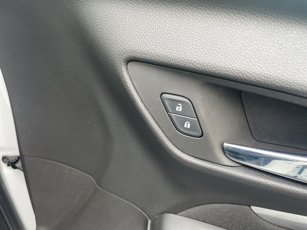 Used 2022 Chevrolet Bolt EUV LT FWD image 60