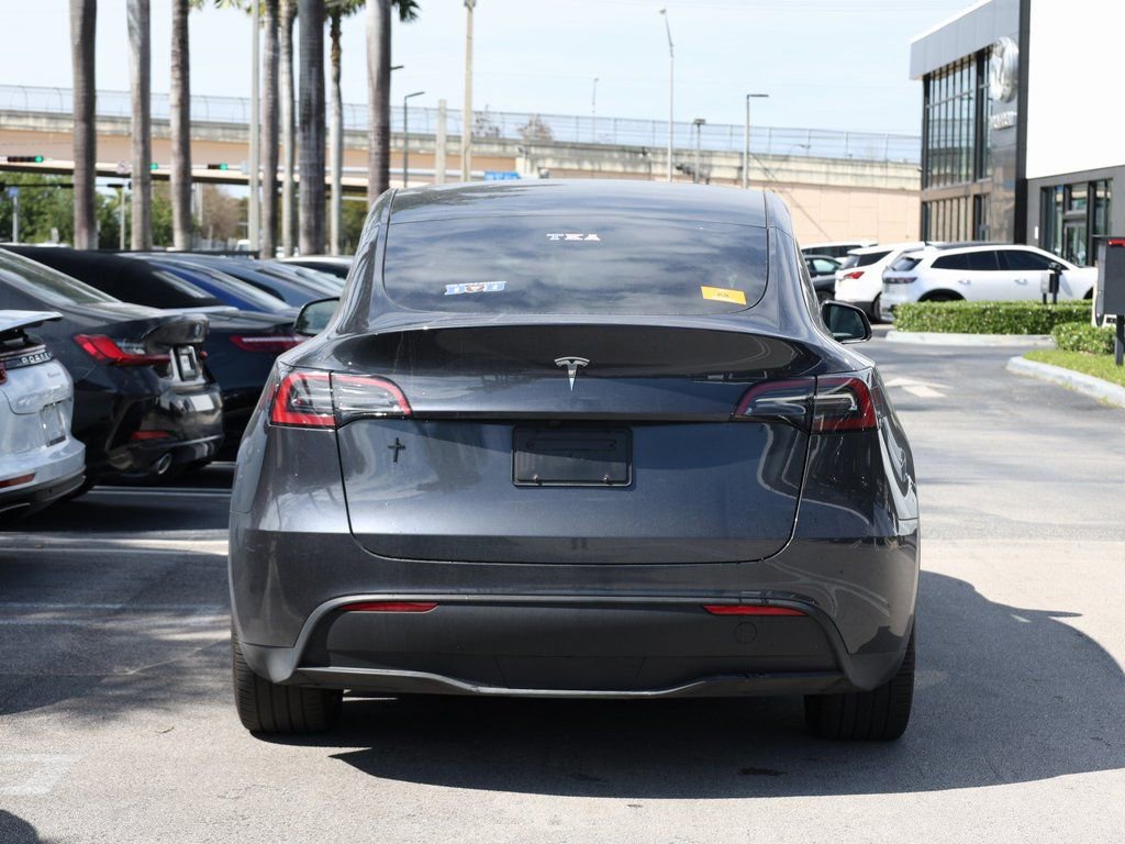 Used 2025 Tesla Model Y Long Range image 7
