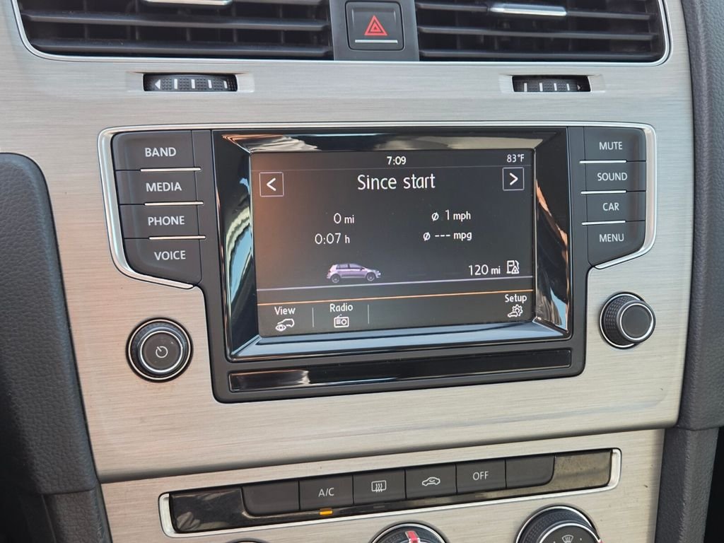 Used 2015 Volkswagen Golf S FWD image 30