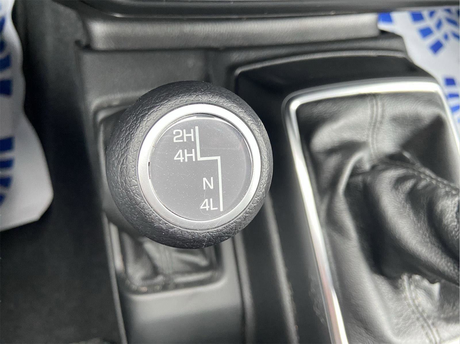 Used 2022 Jeep Gladiator Willys AWD/4WD image 34
