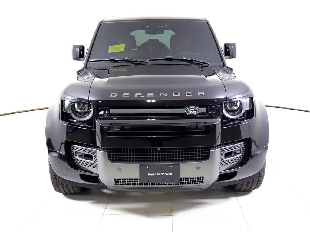 Used 2024 Land Rover Defender 110 V8 AWD/4WD image 36