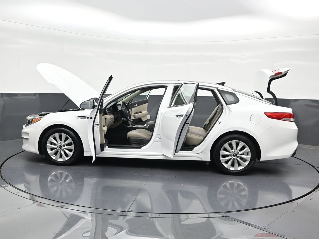 Used 2016 Kia Optima EX w/ Premium Package FWD image 34