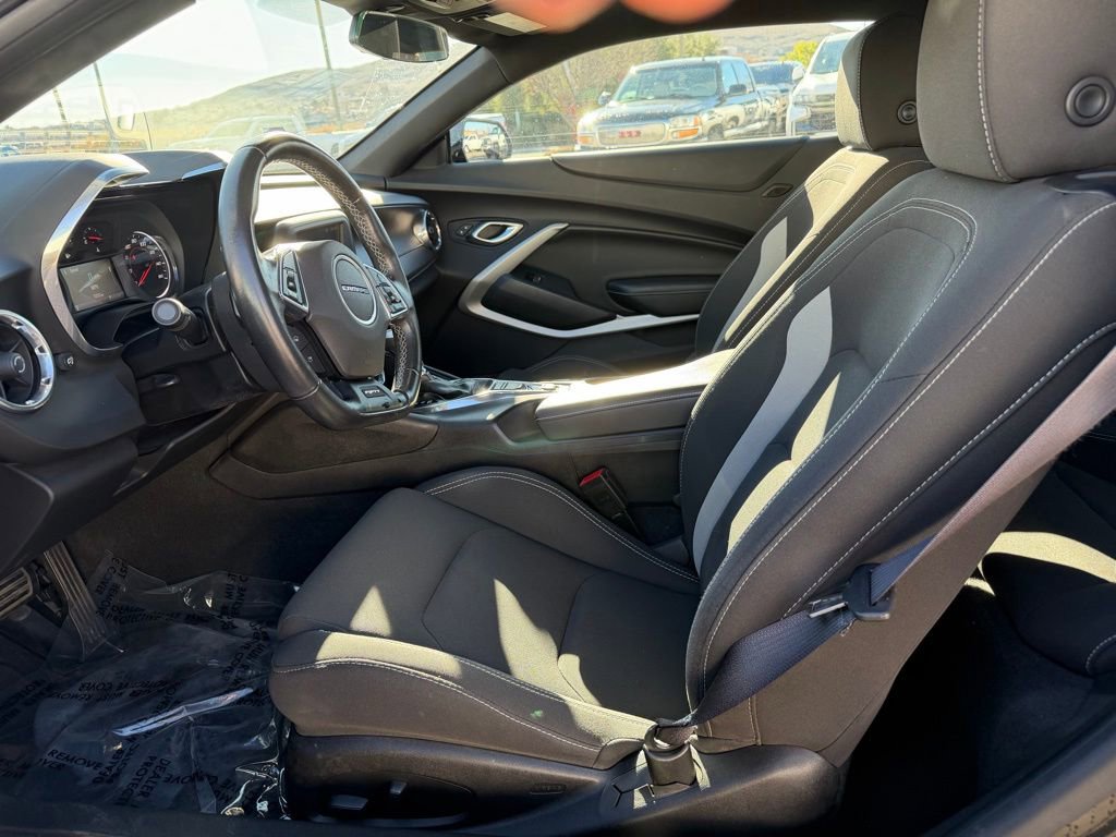 Used 2017 Chevrolet Camaro LT image 10