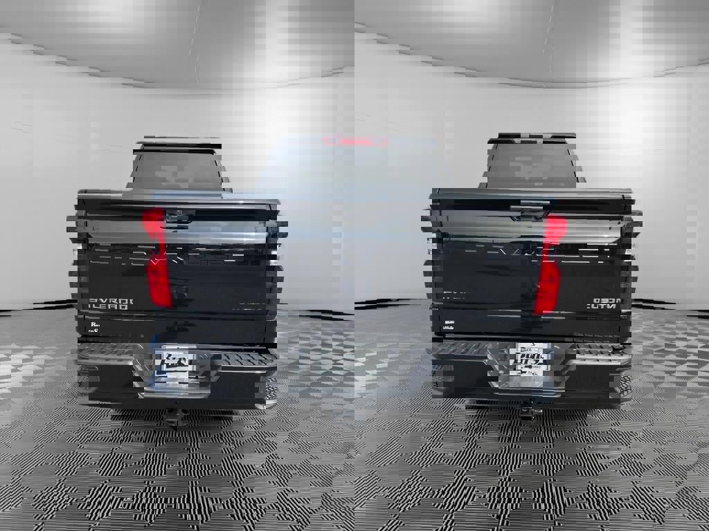 New 2026 Chevrolet Silverado 1500 Custom image 6