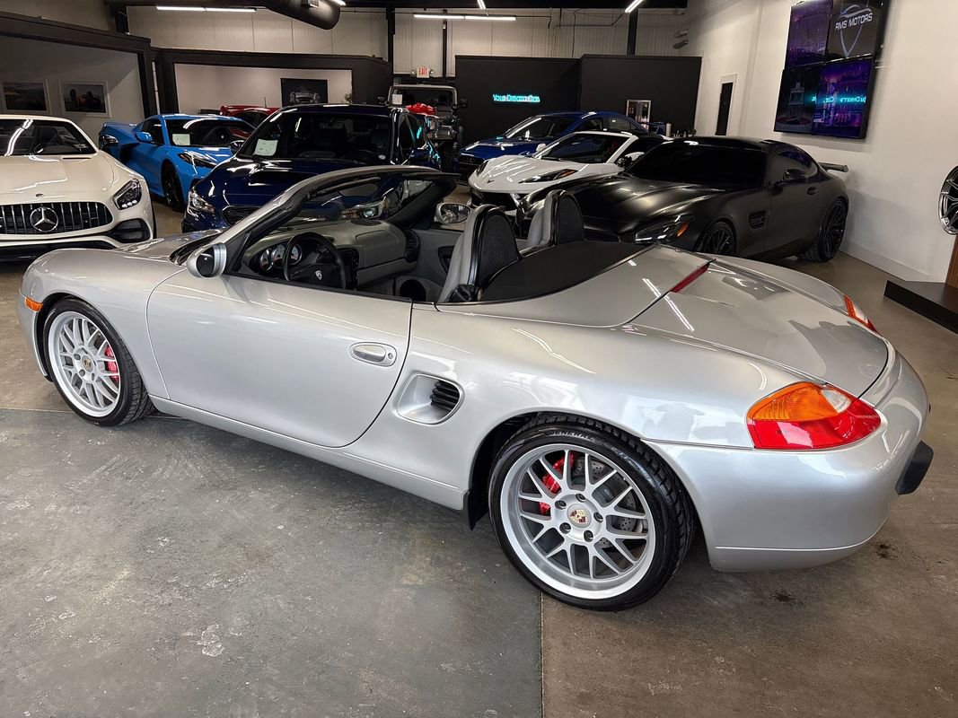 Used 2000 Porsche Boxster S image 9