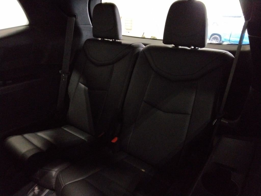 Used 2022 Cadillac XT6 Premium Luxury image 36