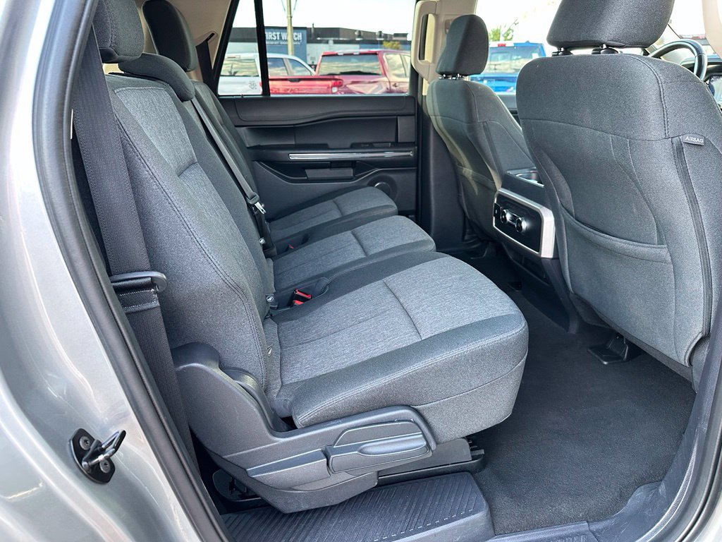 Used 2024 Ford Expedition Max XLT AWD/4WD image 19