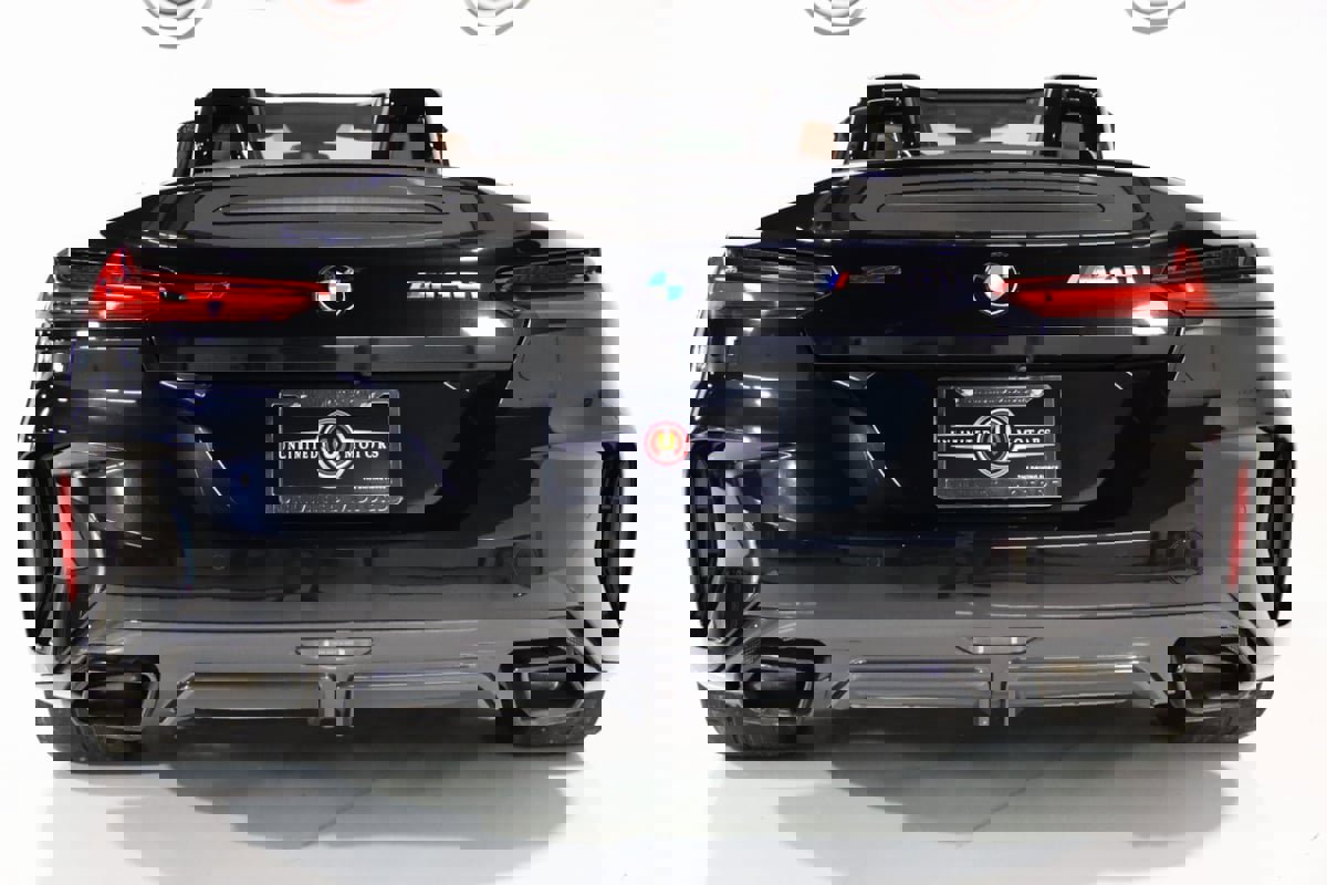 Used 2024 BMW Z4 M40i w/ Premium Package image 32