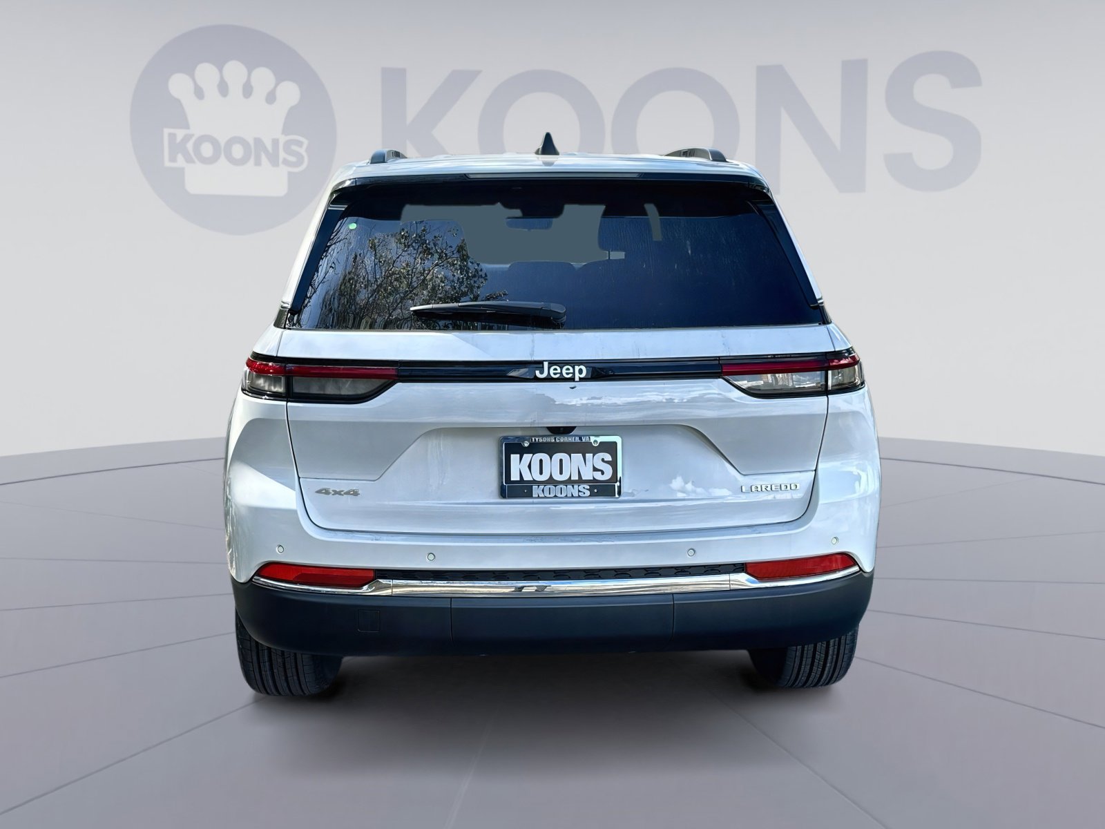 New 2025 Jeep Grand Cherokee Laredo w/ Luxury Tech Group I image 5