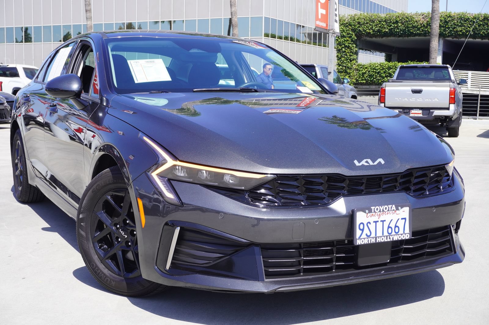 Used 2025 Kia K5 LXS FWD image 2