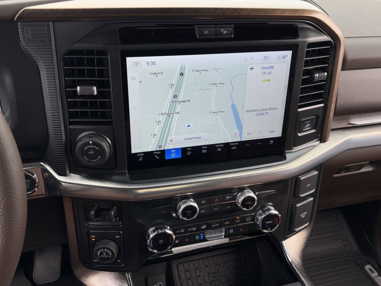 New 2025 Ford F150 King Ranch w/ FX4 Off-Road Package image 52