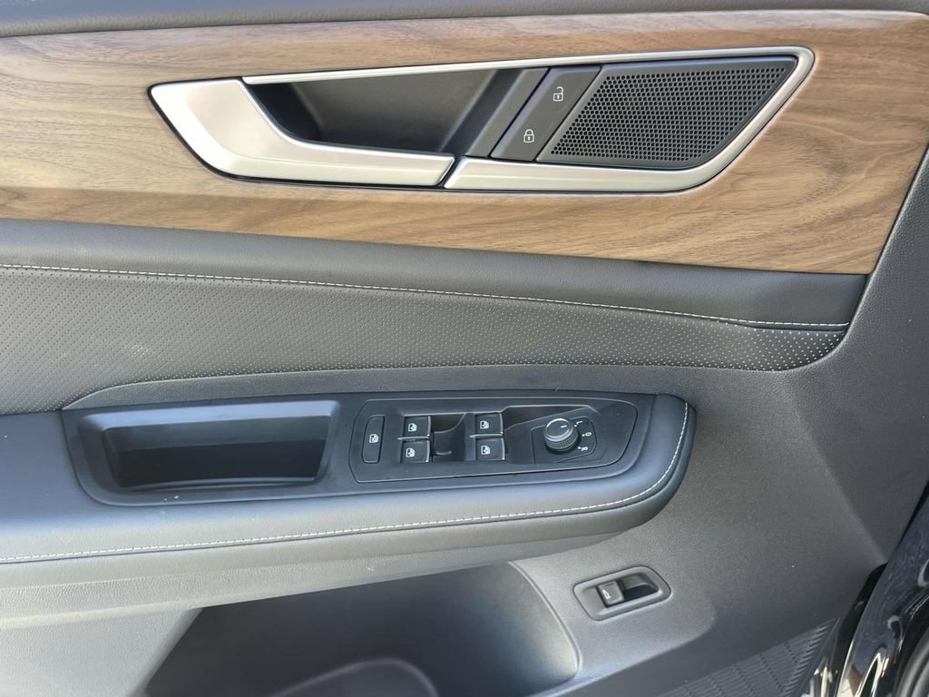 New 2026 Volkswagen Atlas SE FWD image 19