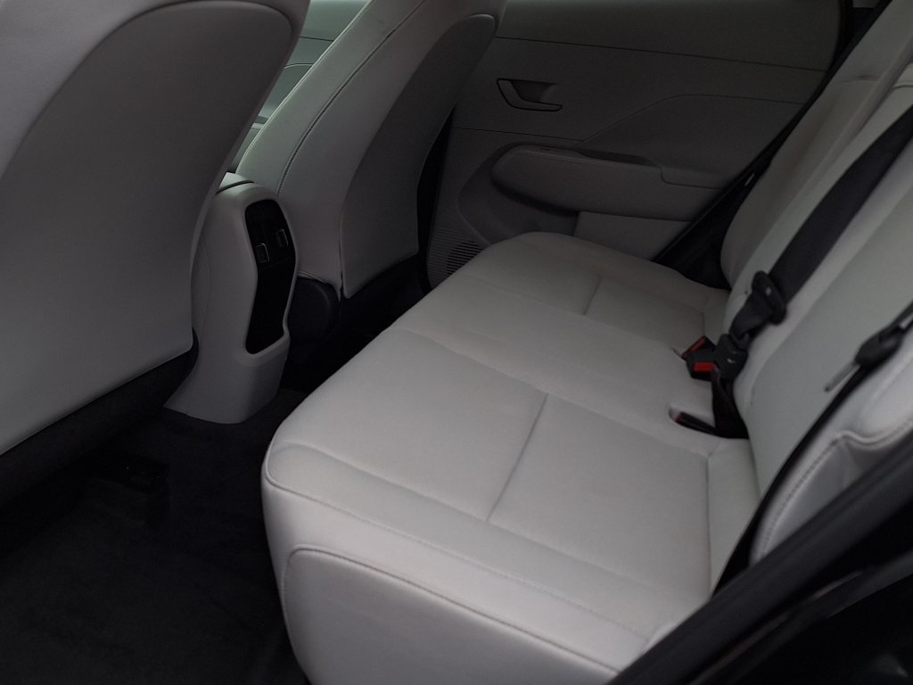 Certified 2024 Hyundai Kona SEL AWD/4WD image 12