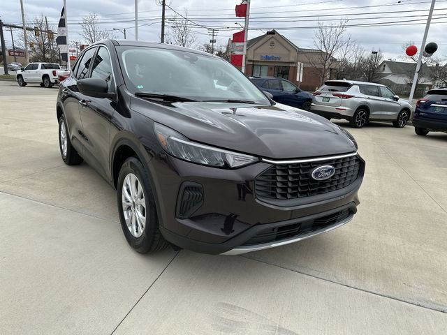 Used 2023 Ford Escape Active AWD/4WD image 11