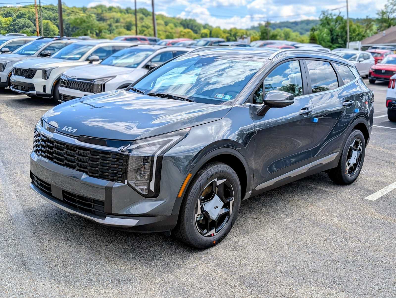 New 2026 Kia Sportage EX AWD/4WD image 1