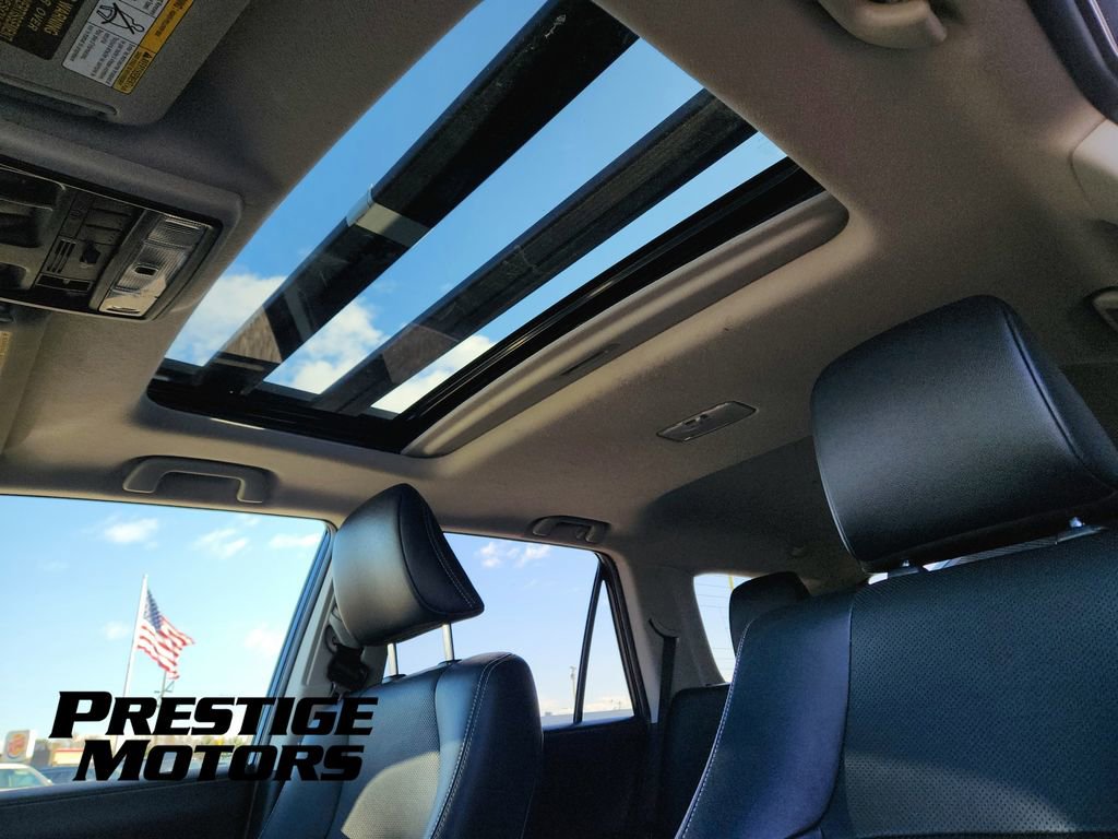 Used 2018 Toyota 4Runner Limited AWD/4WD image 18