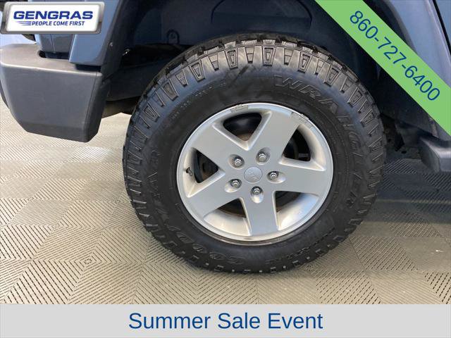 Certified 2017 Jeep Wrangler Unlimited Sahara w/ Connectivity Group AWD/4WD image 31