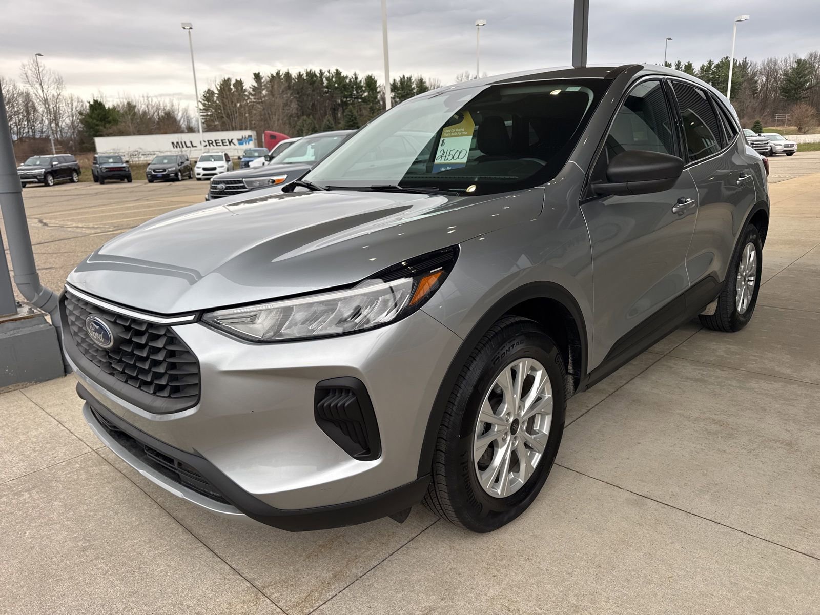 Certified 2023 Ford Escape Active w/ Tech Pack #1 AWD/4WD image 4