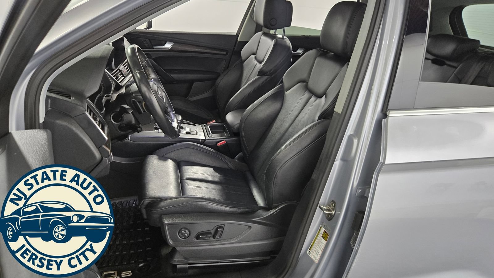 Used 2018 Audi Q5 2.0T Premium Plus w/ Premium Plus Package AWD/4WD image 28
