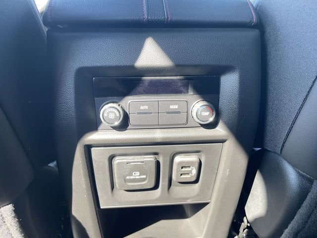 Used 2023 Chevrolet Traverse RS image 22