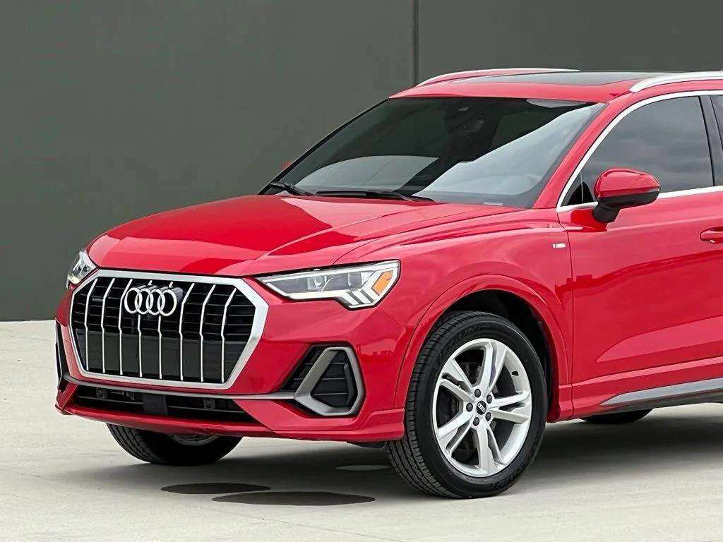 Used 2022 Audi Q3 2.0T Premium Plus w/ Premium Plus Package AWD/4WD image 34