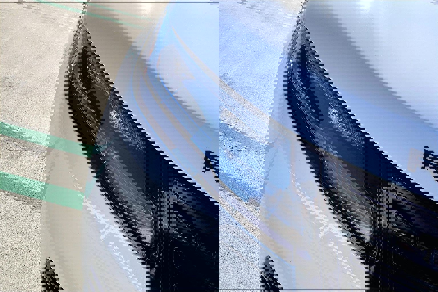 Used 2025 Land Rover Range Rover Velar Dynamic SE image 30