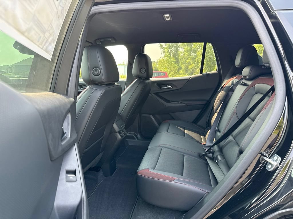 New 2027 Chevrolet Equinox RS w/ Safety and Technology Package AWD/4WD image 25