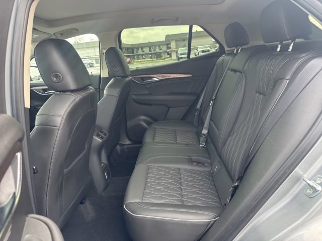Used 2023 Buick Envision Avenir AWD/4WD image 23