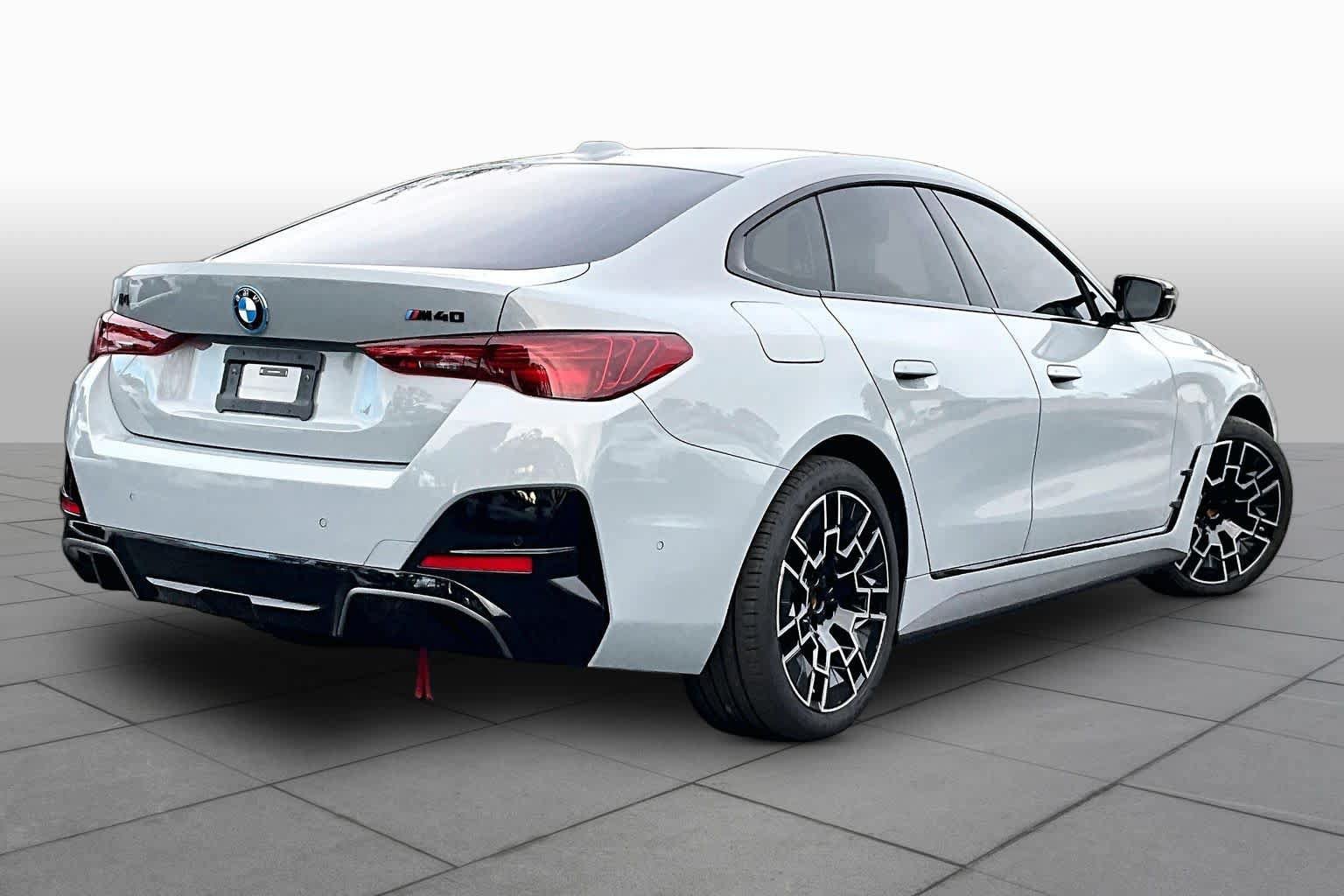 Used 2025 BMW i4 eDrive40 w/ M Sport Package RWD image 12