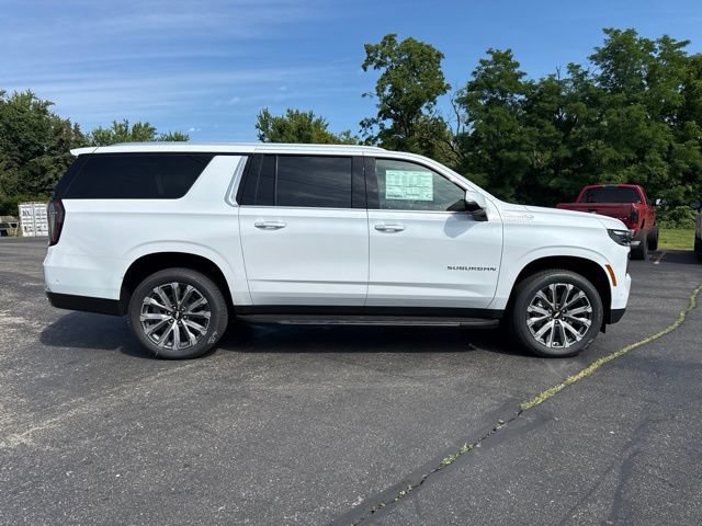 New 2026 Chevrolet Suburban High Country w/ Sun And Tow Package AWD/4WD image 2