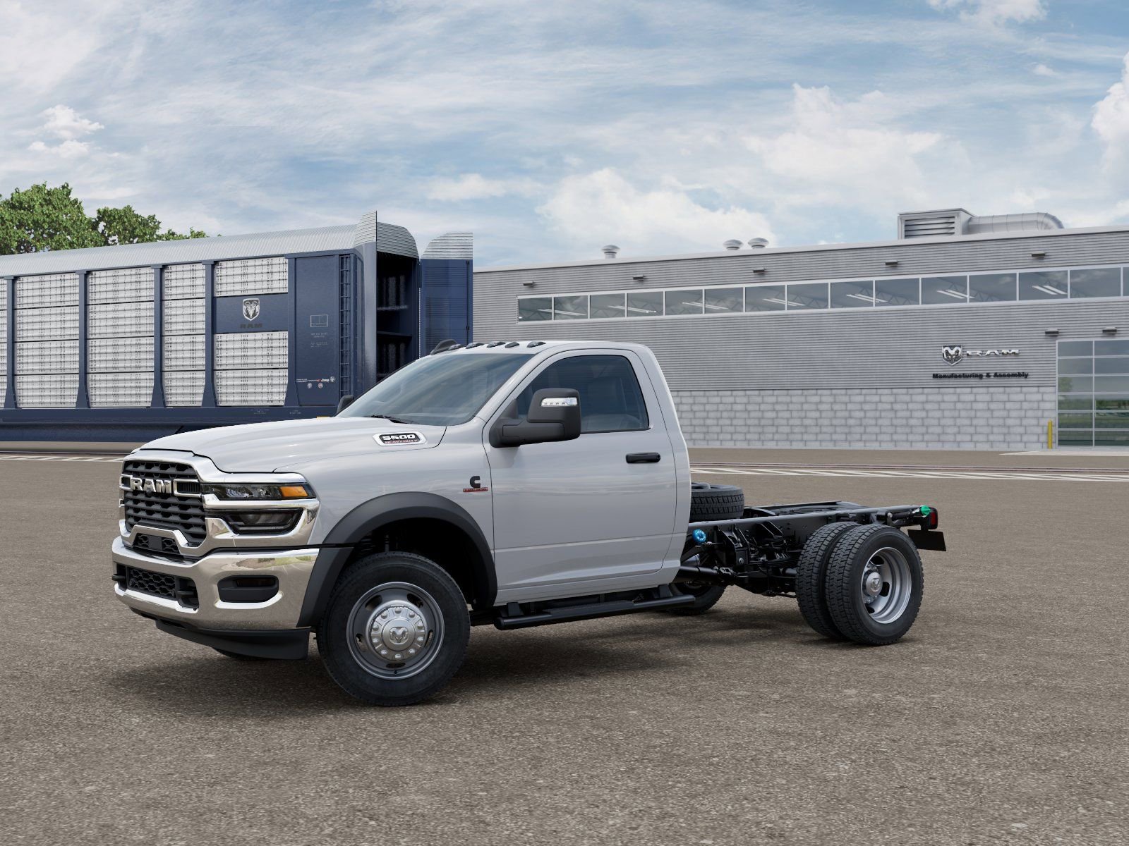 New 2026 RAM 5500 Tradesman AWD/4WD image 2