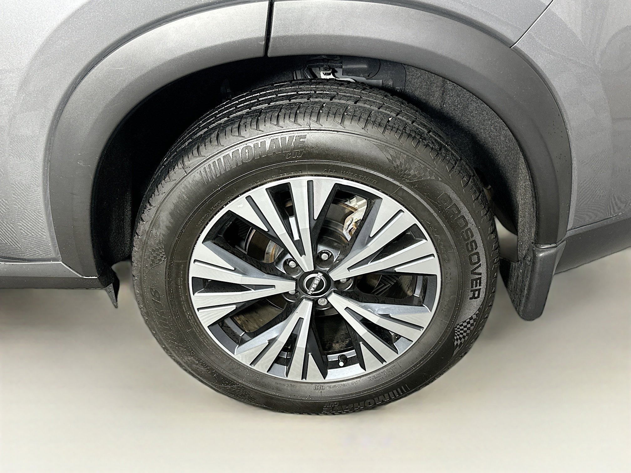 Used 2023 Nissan Rogue SV FWD image 11