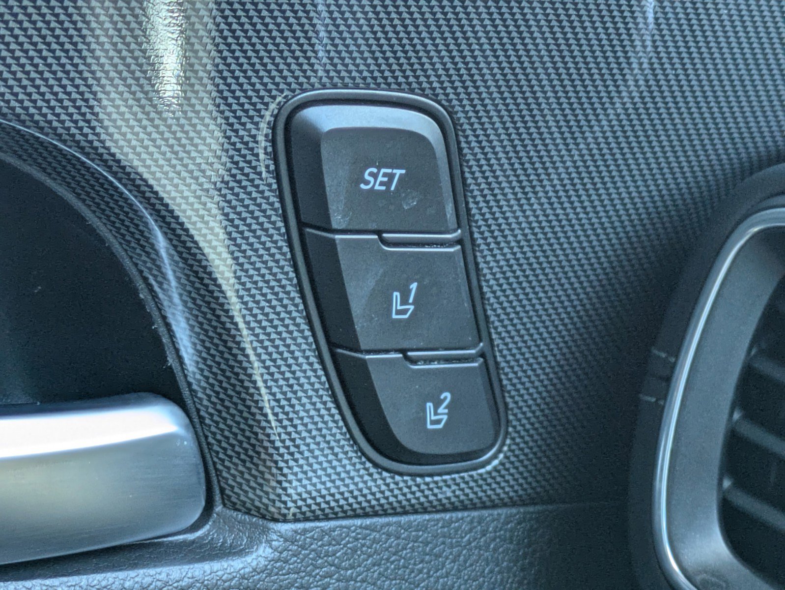 Used 2023 Hyundai Santa Fe Limited image 21