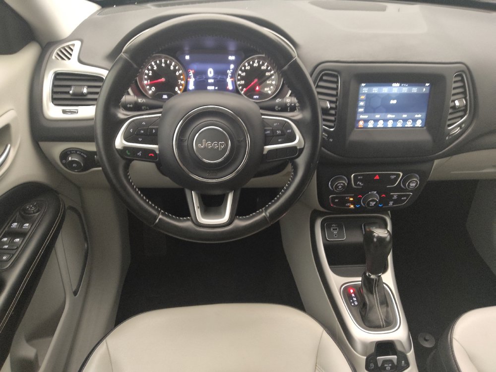 Used 2020 Jeep Compass Latitude w/ Popular Equipment Group FWD image 22