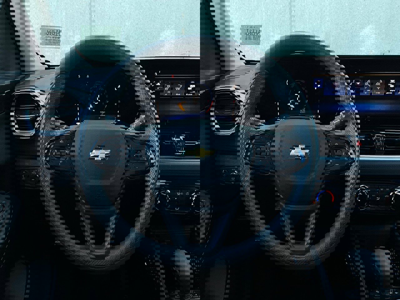 Used 2025 Chevrolet TrailBlazer LT image 29