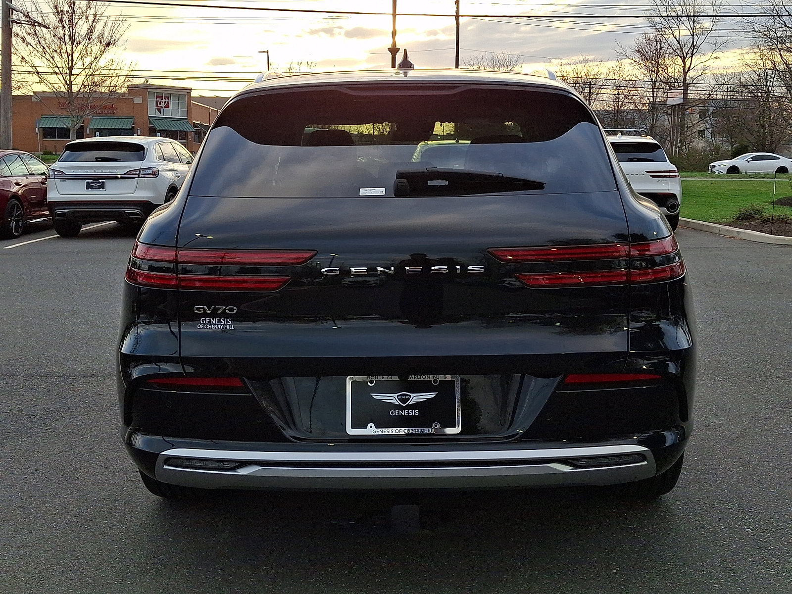 Used 2025 Genesis Electrified GV70 w/ Prestige Package image 6