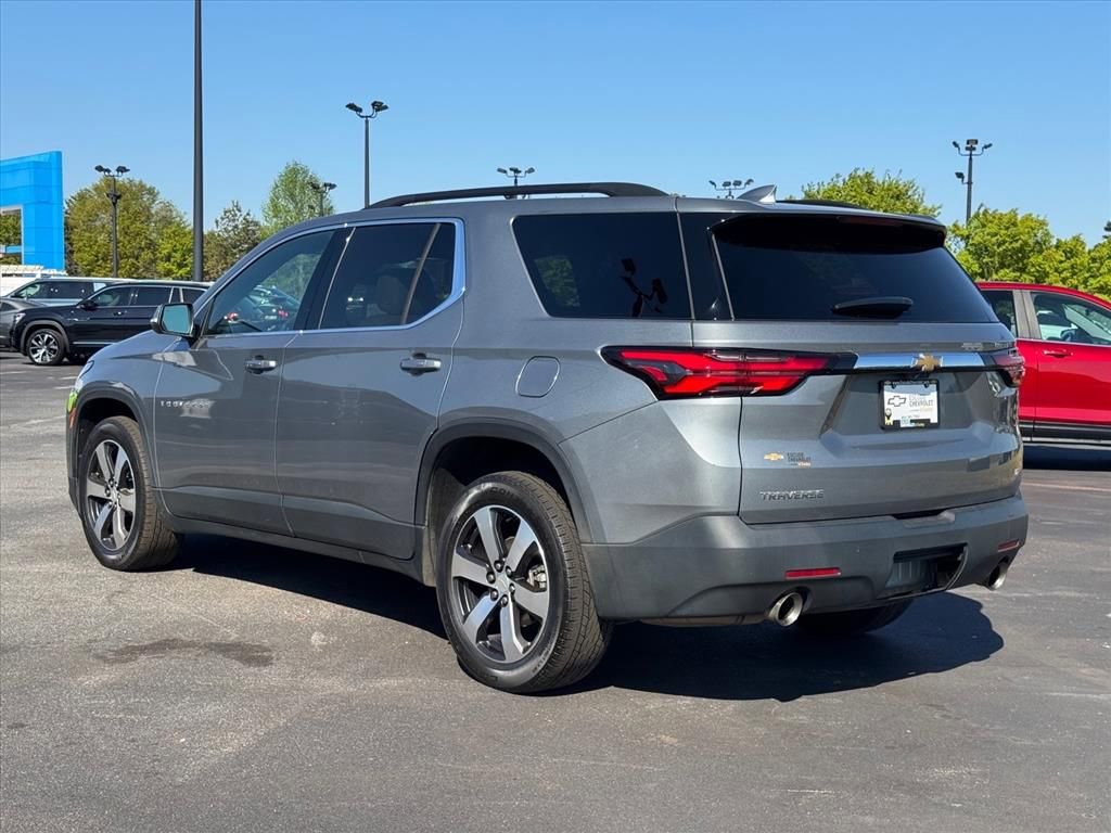 Used 2023 Chevrolet Traverse LT w/ LT Premium Package image 5